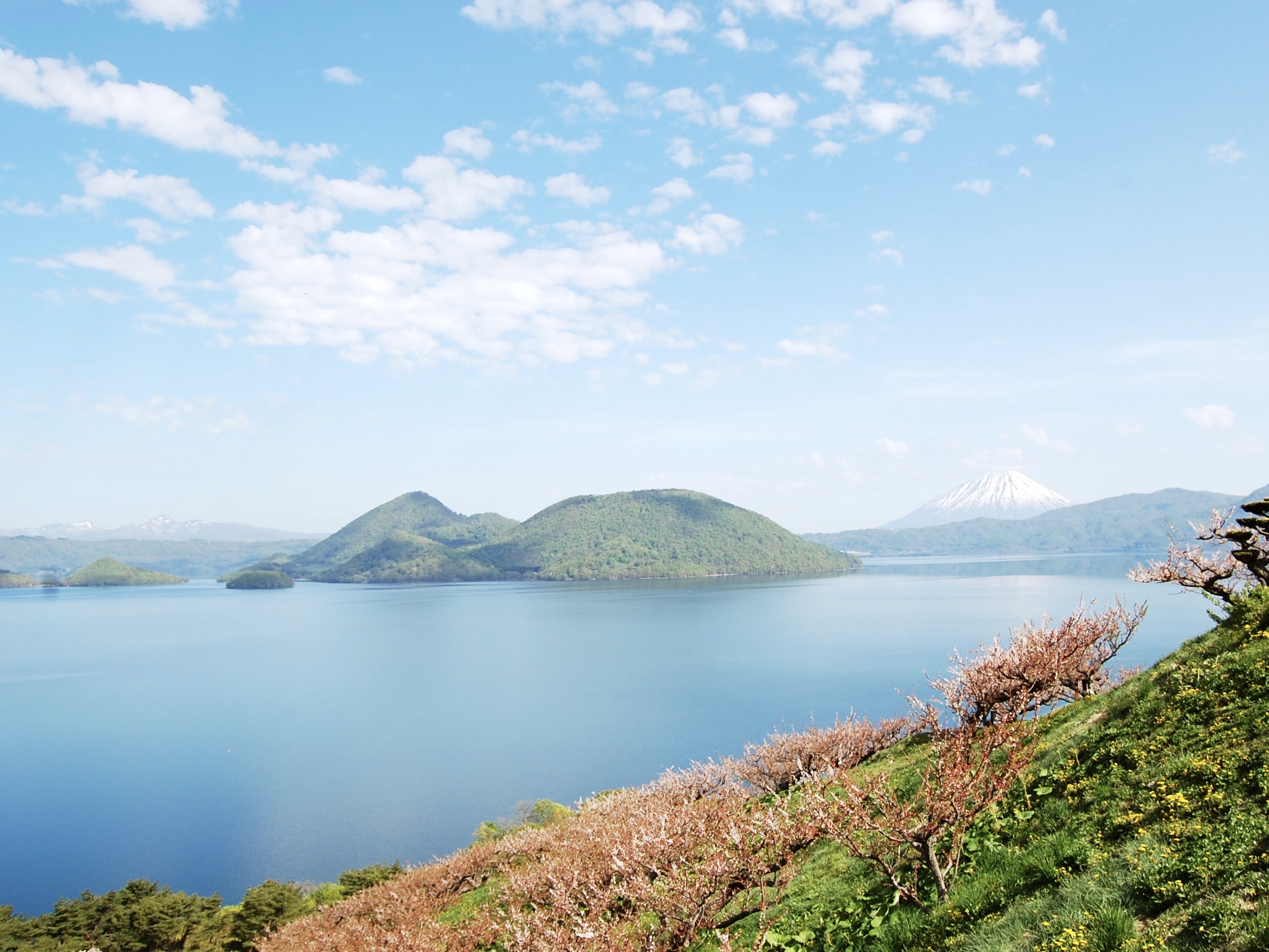 北海道観光の日帰りおすすめスポット25選　2位:洞爺湖