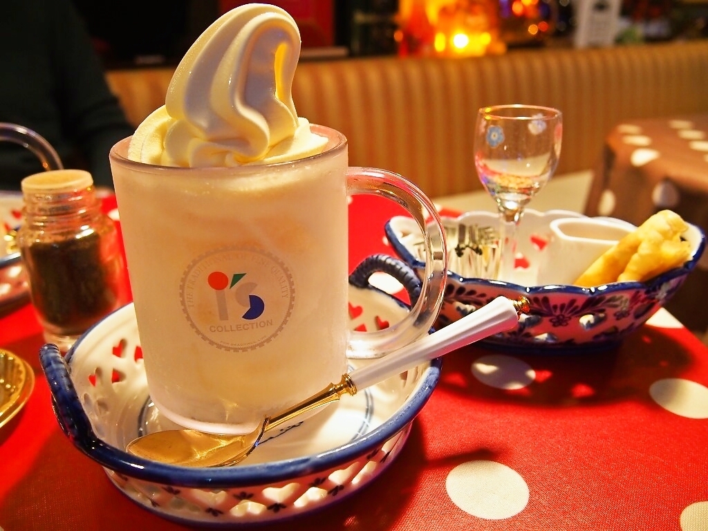 すすきののカフェおすすめ25選　7位:アイスクリーム Bar HOKKAIDO ミルク村