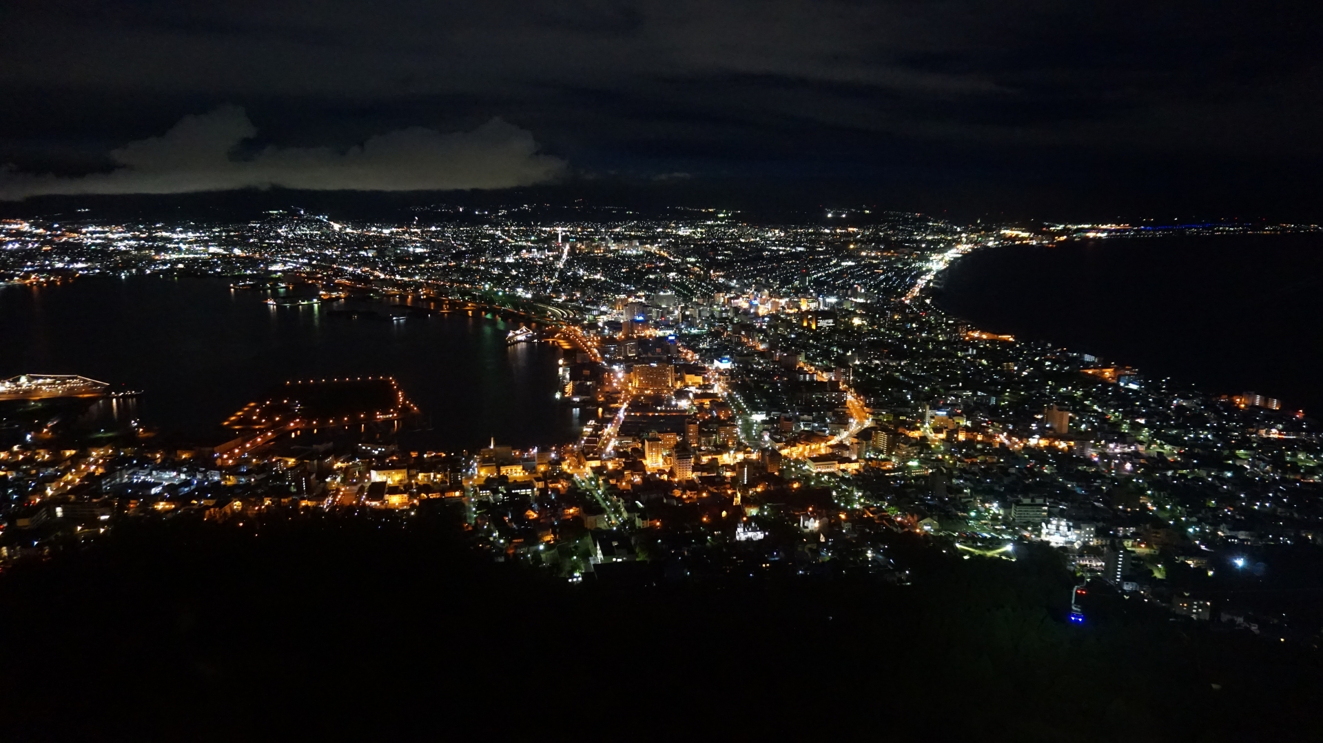 北海道観光で絶景スポット30選　7位:函館山