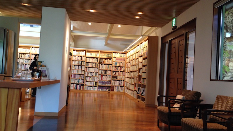 札幌の本屋のおしゃれな場所10選　3位:六花文庫