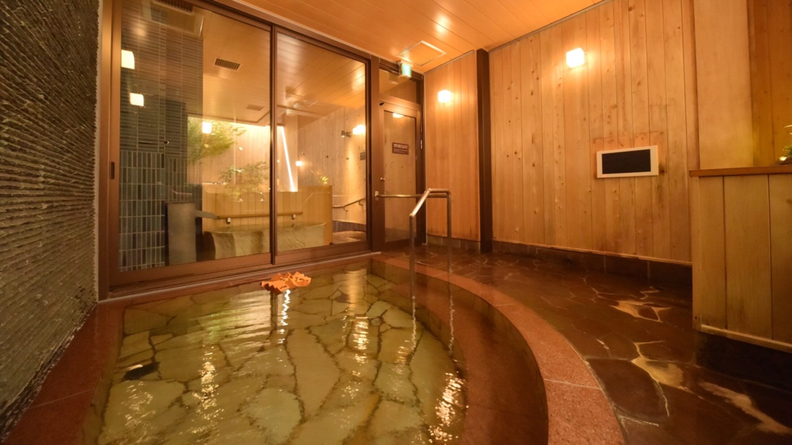 札幌の温泉ホテルのおすすめスポット20選　14位:狸の湯 ドーミーイン札幌ANNEX