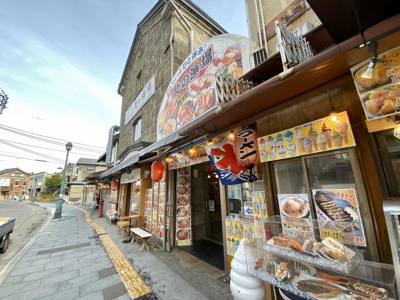 小樽で海鮮を食べられるおすすめ店20選　8位:北の漁場 おたる運河店