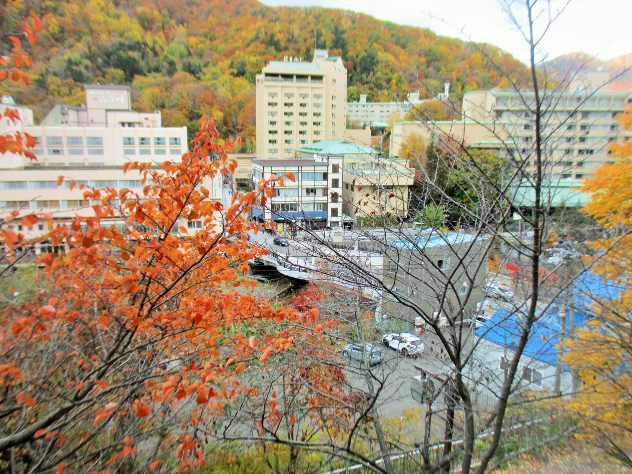 北海道の紅葉のおすすめスポット3位:定山渓温泉