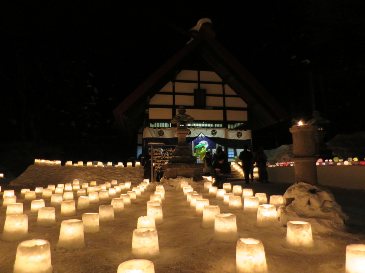 北海道の冬イベントのおすすめ20選　10位:雪灯路