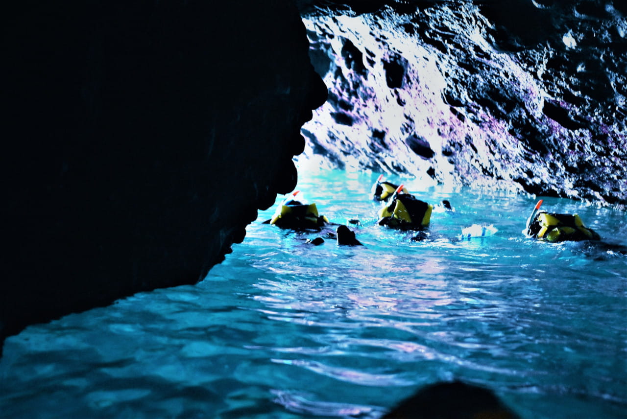 北海道観光の青の洞窟のおすすめスポット4選　3位:積丹・青の洞窟